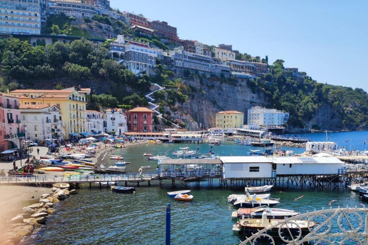 Domus Lina Sorrento Exterior foto